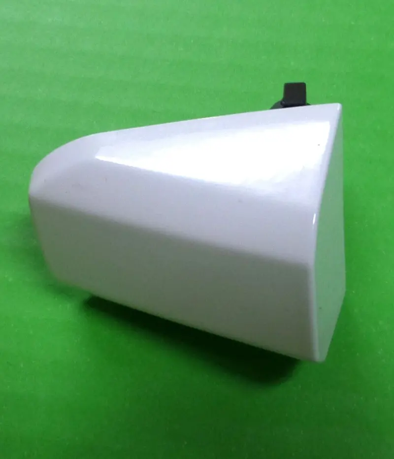 84496182 White End Handle Bezel Rear Side Right/Left Chevrolet Silverado Sierra 1