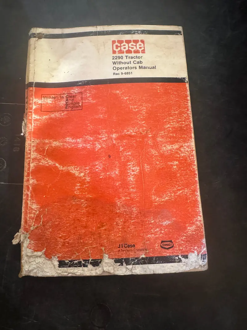 Case _ 2290 Without Cab _ Operators Manual Rac 9-6851 1