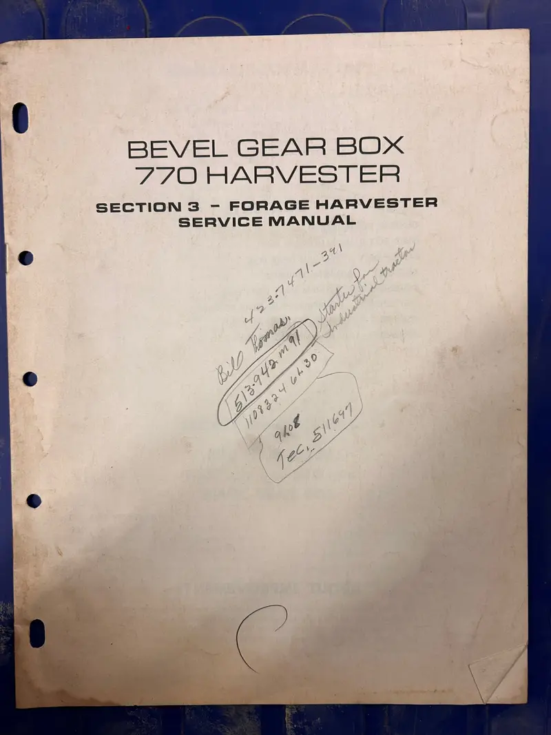 New Holland _ Bevel Gear Box 770 Harvester _ Service Manual Section 3 1